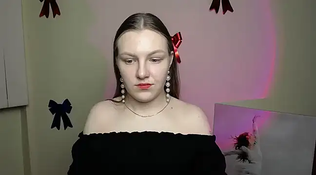 Snapshot of _AlMamiyy_ chatting on February 10, 2025, 12:19 am AlMamiyy online show from February 10, 2025, 12:19 am