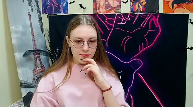 Snapshot of _AlMamiyy_ chatting on March 10, 2025, 8:15 am AlMamiyy online show from March 10, 2025, 8:15 am