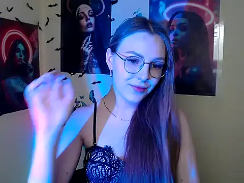 Snapshot of _AlMamiyy_ chatting on October 25, 2025, 8:03 pm AlMamiyy online show from October 25, 2025, 8:03 pm