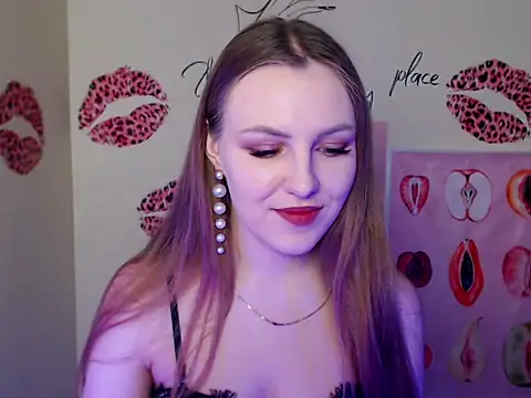 Snapshot of _AlMamiyy_ chatting on October 30, 2025, 2:07 pm AlMamiyy online show from October 30, 2025, 2:07 pm