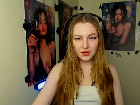 Snapshot of _AlMamiyy_ chatting on November 19, 2025, 1:44 pm AlMamiyy online show from November 19, 2025, 1:44 pm