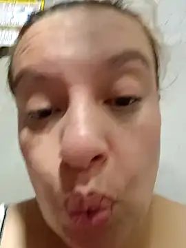 Snapshot of RoxieJackson chatting on November 30, 2025, 1:04 pm RoxieJackson online show from November 30, 2025, 1:04 pm