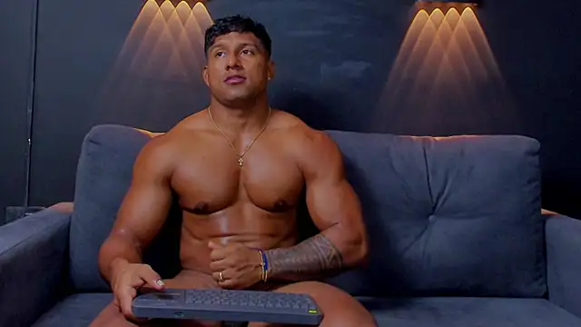 Snapshot of CallumMuscle chatting on February 27, 2025, 5:56 am CallumMuscle online show from February 27, 2025, 5:56 am