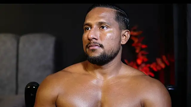 Snapshot of CallumMuscle chatting on November 22, 2025, 3:00 pm CallumMuscle online show from November 22, 2025, 3:00 pm