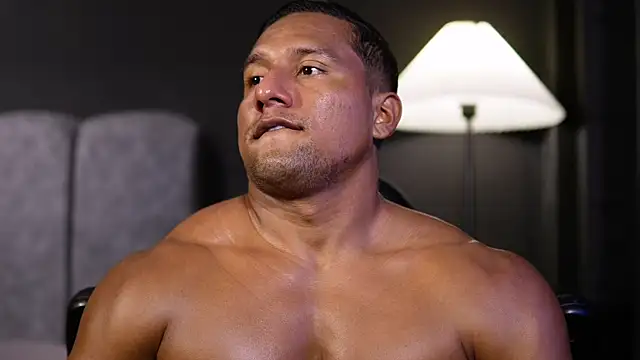 Snapshot of CallumMuscle chatting on November 27, 2025, 4:09 pm CallumMuscle online show from November 27, 2025, 4:09 pm