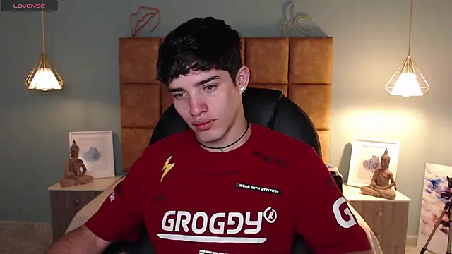 AlejooTwink online show from February 23, 2025, 6:23 pm