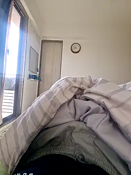 vivanpraj999 online show from November 7, 2025, 3:39 am