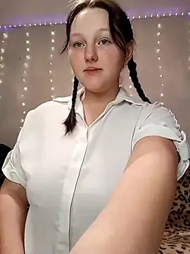 Snapshot of Aria__Dark chatting on December 16, 2024, 11:39 pm Aria Dark online show from December 16, 2024, 11:39 pm