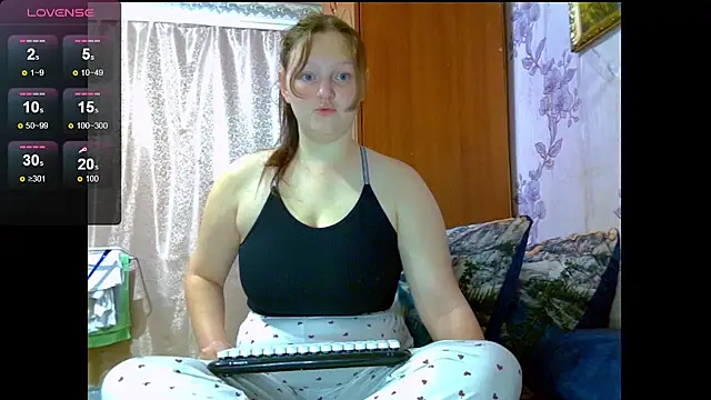 Snapshot of Aria__Dark chatting on September 15, 2025, 8:31 pm Aria Dark online show from September 15, 2025, 8:31 pm