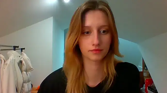 LUNA delight online show from December 18, 2024, 2:49 pm