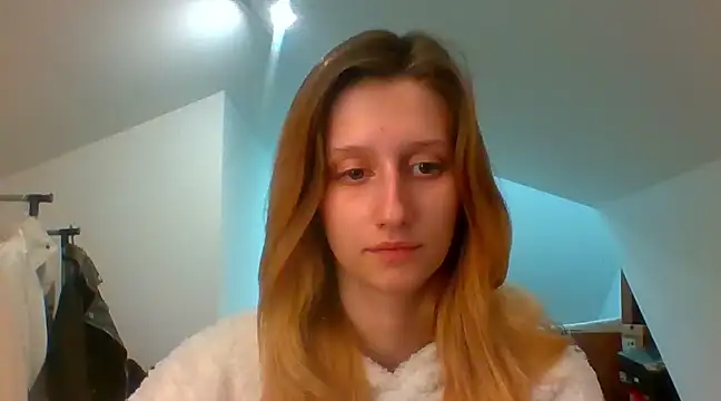 LUNA delight online show from January 8, 2025, 5:48 pm