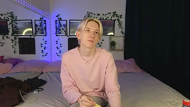 Ron Vils online show from January 19, 2025, 3:08 am