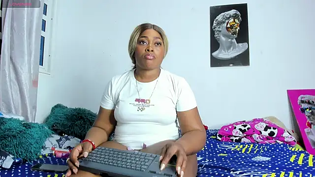 Lilybaudinx96 online show from November 29, 2025, 4:59 am