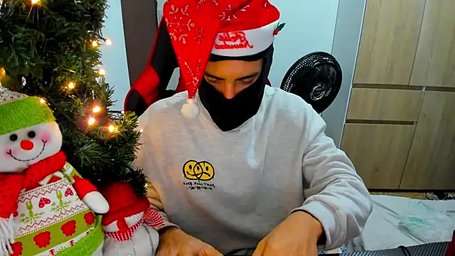 Calihotcaliente277 online show from December 22, 2024, 2:17 am