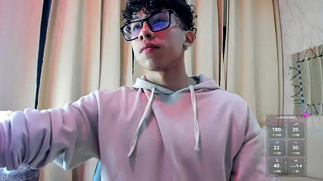 AkazaBoy  online show from January 11, 2025, 4:16 am