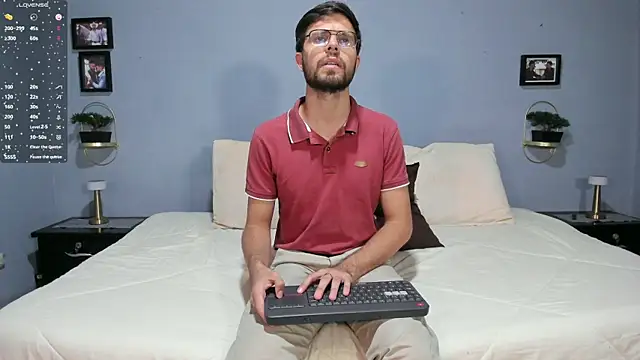 Snapshot of ETHAN_ADAM chatting on January 14, 2025, 10:02 pm ETHAN ADAM online show from January 14, 2025, 10:02 pm
