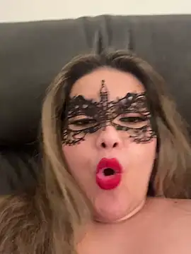 Snapshot of famous_indian_girl chatting on February 1, 2025, 11:27 pm famous indian girl online show from February 1, 2025, 11:27 pm