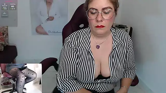 Snapshot of Serenay_ chatting on December 21, 2024, 10:51 pm Serenay  online show from December 21, 2024, 10:51 pm