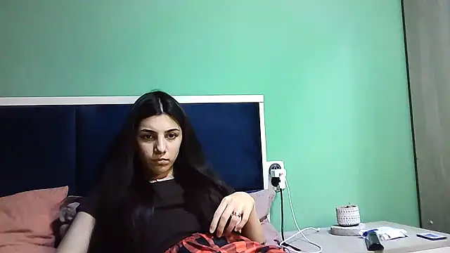 Snapshot of Ahotkittyxxx chatting on January 4, 2025, 4:43 pm Ahotkittyxxx online show from January 4, 2025, 4:43 pm