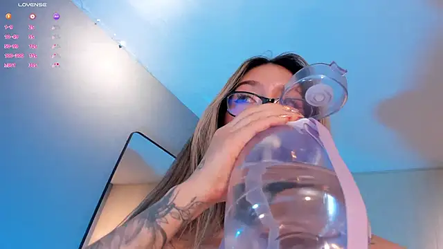 TaraLawrence online show from February 25, 2025, 6:25 am