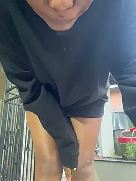 Snapshot of BeautyAuroa chatting on February 17, 2025, 4:20 am BeautyAuroa online show from February 17, 2025, 4:20 am