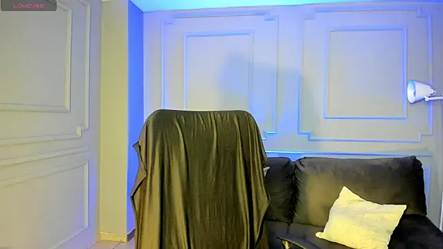 AlanaCraft online show from November 7, 2025, 12:16 pm