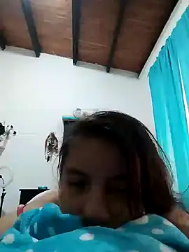 lisseth online show from December 14, 2024, 7:36 pm