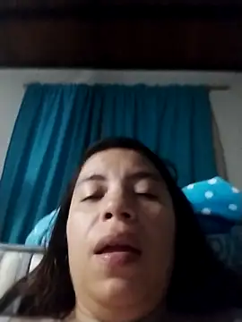 lisseth online show from December 22, 2024, 4:06 am