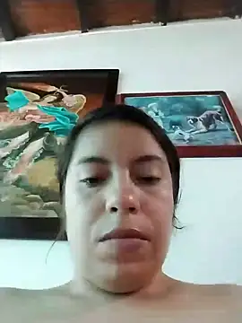 lisseth online show from January 14, 2025, 2:22 pm