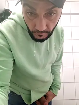 Snapshot of Cem-aus-Nrw-Krefeld chatting on January 9, 2025, 8:45 am Cem-aus-Nrw-Krefeld online show from January 9, 2025, 8:45 am