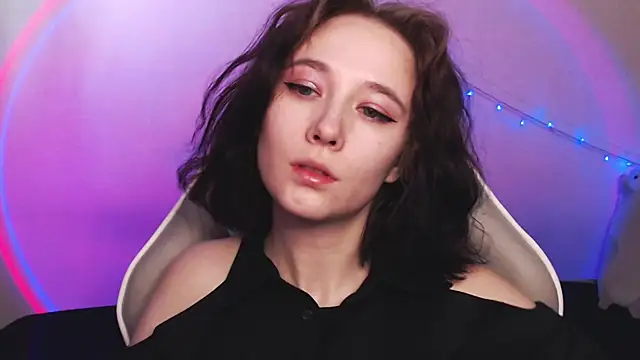 Snapshot of Robin_yourss chatting on March 7, 2025, 7:52 am Robin yourss online show from March 7, 2025, 7:52 am