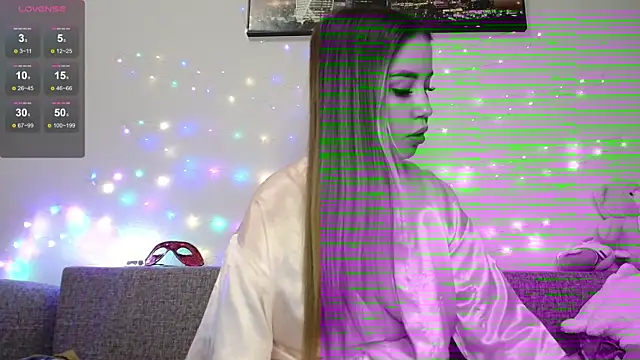 Snapshot of sweet_girl_Vr chatting on December 9, 2024, 2:39 pm sweet girl Vr online show from December 9, 2024, 2:39 pm