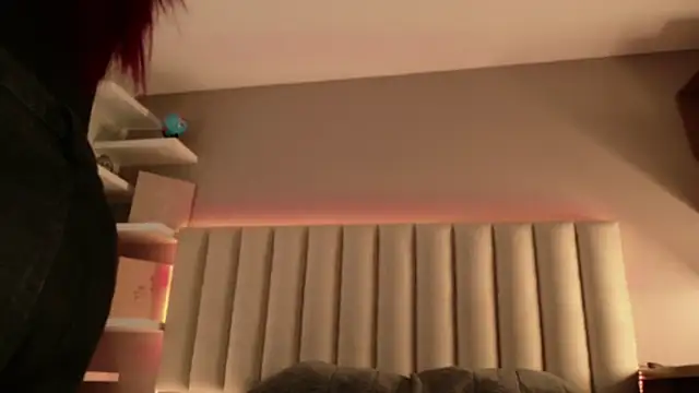 Snapshot of Megan_mooree_ chatting on September 17, 2025, 12:29 pm Megan mooree online show from September 17, 2025, 12:29 pm