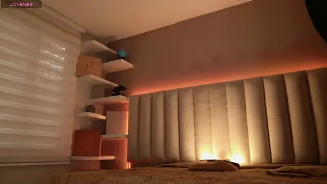 Snapshot of Megan_mooree_ chatting on November 15, 2025, 12:13 pm Megan mooree online show from November 15, 2025, 12:13 pm