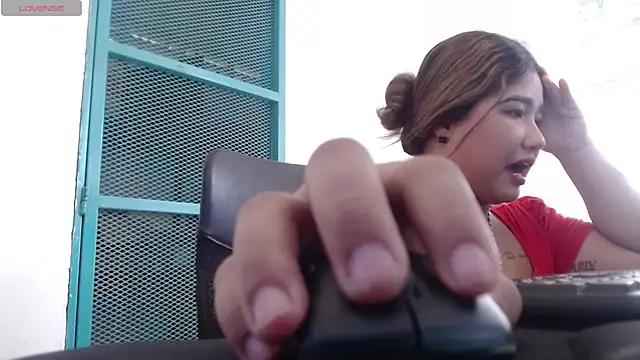 Gabycutee online show from September 19, 2025, 9:48 pm