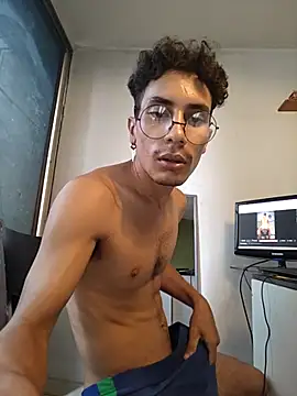 Snapshot of divinityros chatting on September 29, 2025, 8:13 pm divinityros online show from September 29, 2025, 8:13 pm