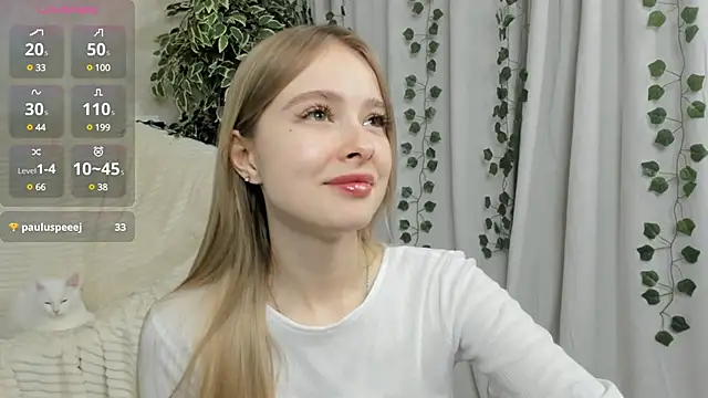 Snapshot of mell_milles chatting on January 13, 2025, 7:31 pm mell milles online show from January 13, 2025, 7:31 pm