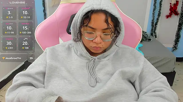 Snapshot of im_angels77 chatting on December 28, 2024, 2:54 am im angels77 online show from December 28, 2024, 2:54 am