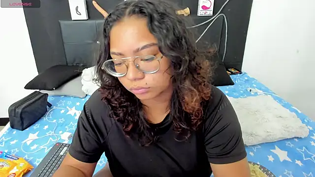 Snapshot of im_angels77 chatting on January 27, 2025, 10:38 pm im angels77 online show from January 27, 2025, 10:38 pm