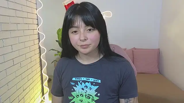 Snapshot of hina_tay chatting on December 29, 2024, 4:38 am hina tay online show from December 29, 2024, 4:38 am