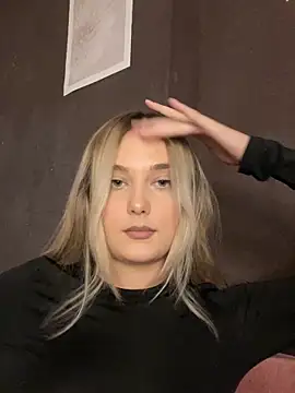 Snapshot of Alisa_Rise chatting on October 4, 2025, 2:26 pm Alisa Rise online show from October 4, 2025, 2:26 pm