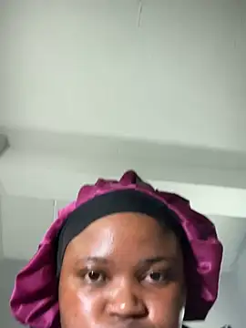 Curveysinaa online show from February 13, 2025, 7:21 pm