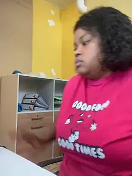 Curveysinaa online show from February 21, 2025, 8:07 am