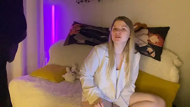 Snapshot of __2sya__ chatting on March 22, 2025, 5:20 pm 2sya online show from March 22, 2025, 5:20 pm