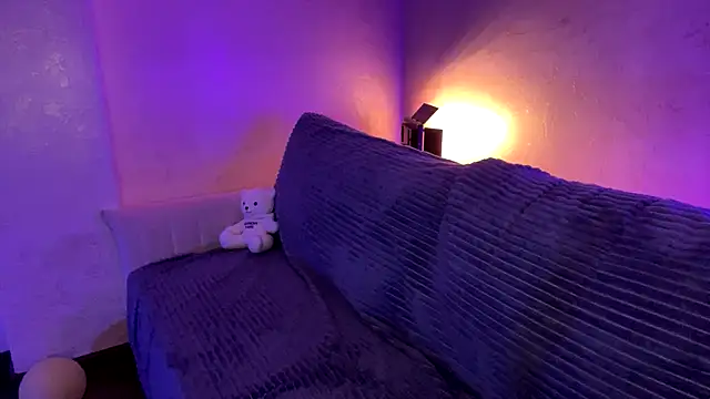 Snapshot of __2sya__ chatting on December 1, 2025, 1:05 pm 2sya online show from December 1, 2025, 1:05 pm