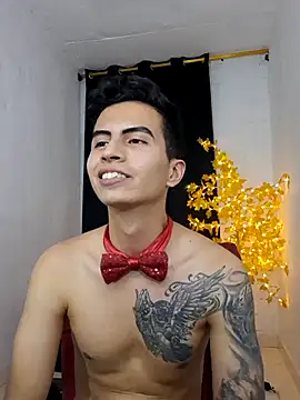 Velk hot online show from March 15, 2025, 4:02 am