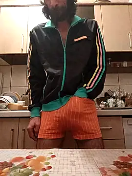 vulpe8400 online show from October 12, 2025, 6:51 pm