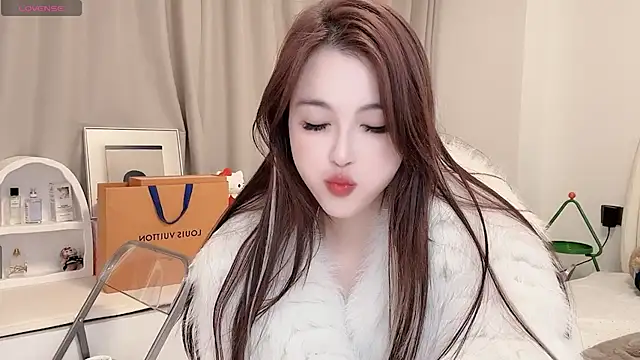 Neyllar online show from March 19, 2025, 7:06 pm