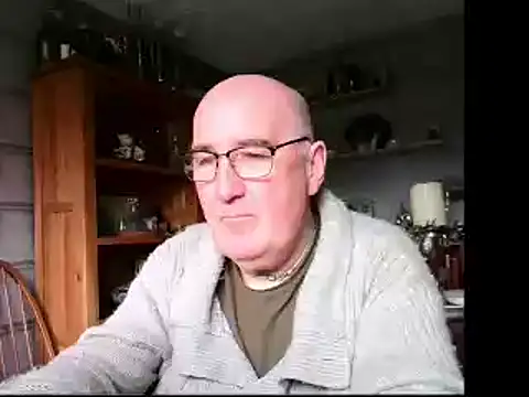 Snapshot of Adamdaddybear chatting on December 12, 2024, 12:55 pm Adamdaddybear online show from December 12, 2024, 12:55 pm