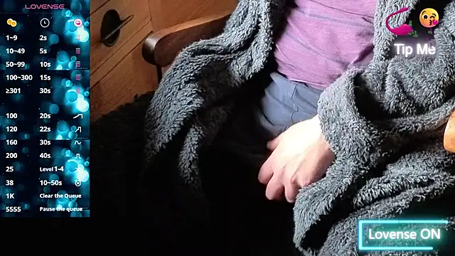 Snapshot of Adamdaddybear chatting on October 2, 2025, 7:59 am Adamdaddybear online show from October 2, 2025, 7:59 am